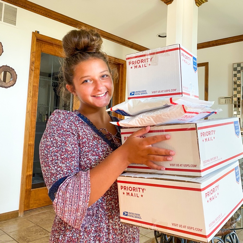 Meet your Posher, Olivia